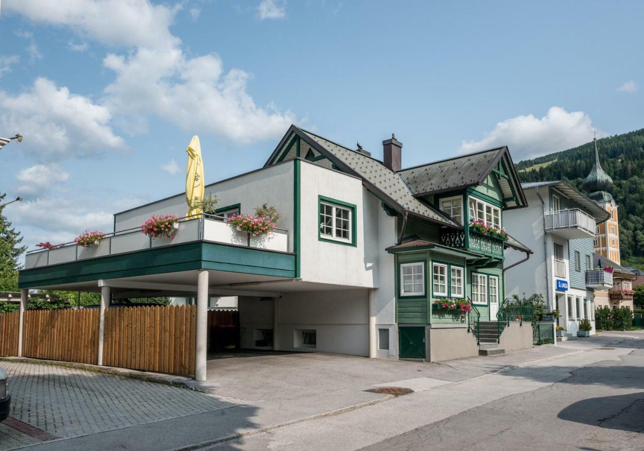 Stadt-Chalet Schladming Bagian luar foto