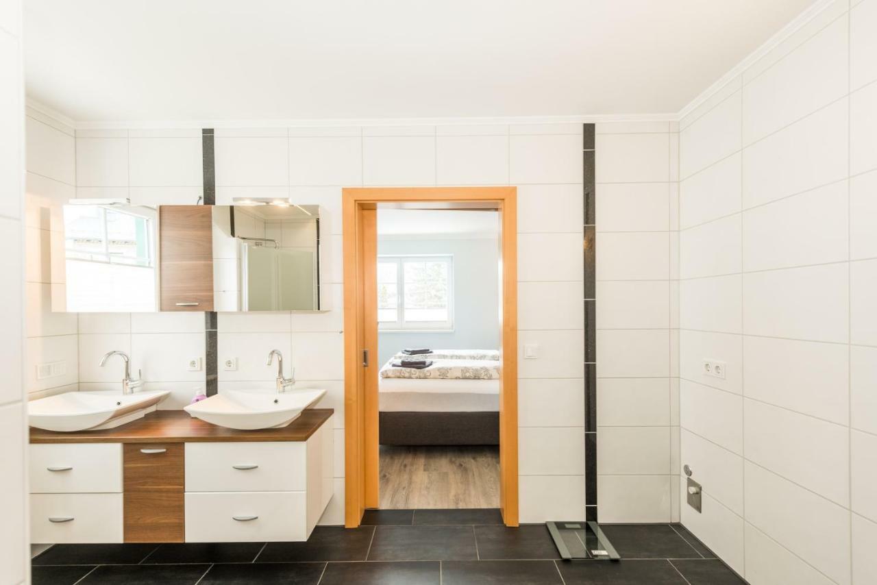 Stadt-Chalet Schladming Bagian luar foto
